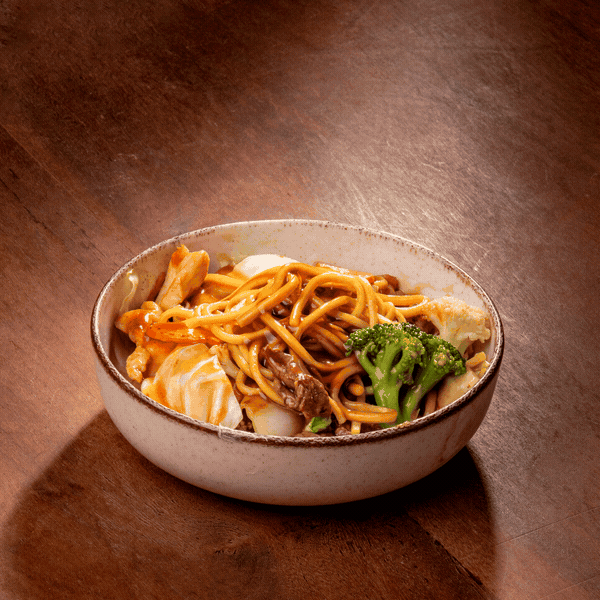 Yakissoba na tigela, animação da Linha Oriental